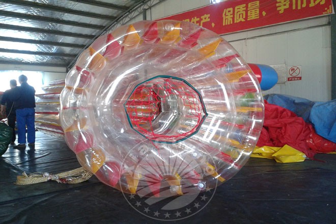 玉林透明水上滚筒